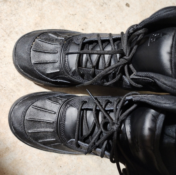 Nike ACG sneakers - Picture 1 of 3